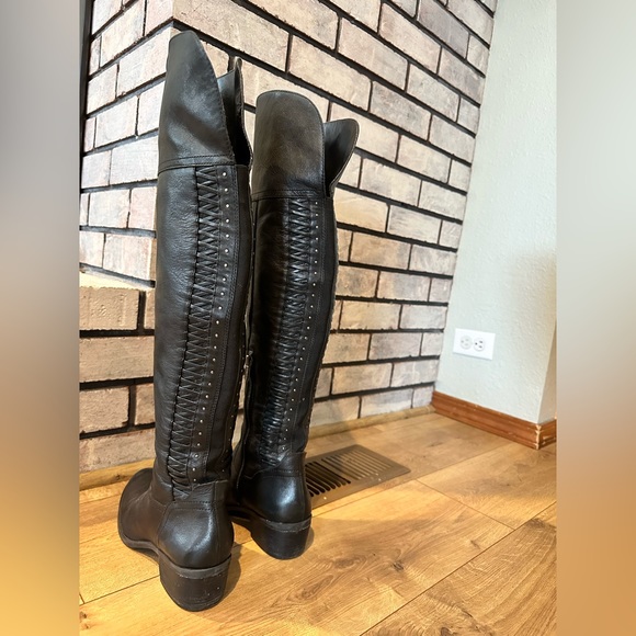 Vince Camuto over the knee leather boots size 8.5 - Picture 1 of 7